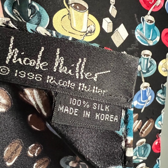 Colorful “Coffee Time” Nicole Miller scarf - Picture 3 of 3